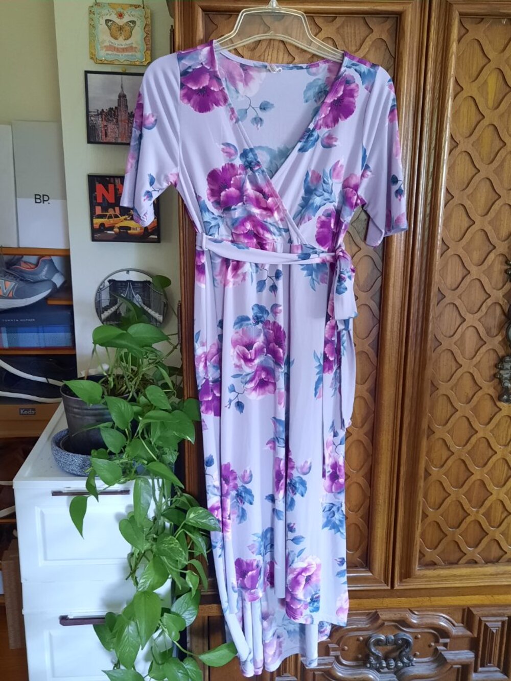 Floral High Low Faux Wrap Maternity & Nursing Dress - Lavender Size M - Picture 3 of 16